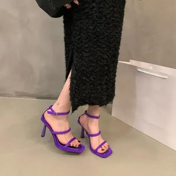 Zonamma Women Fashion Sexy Simple Strap Square Toe Heeled Sandals